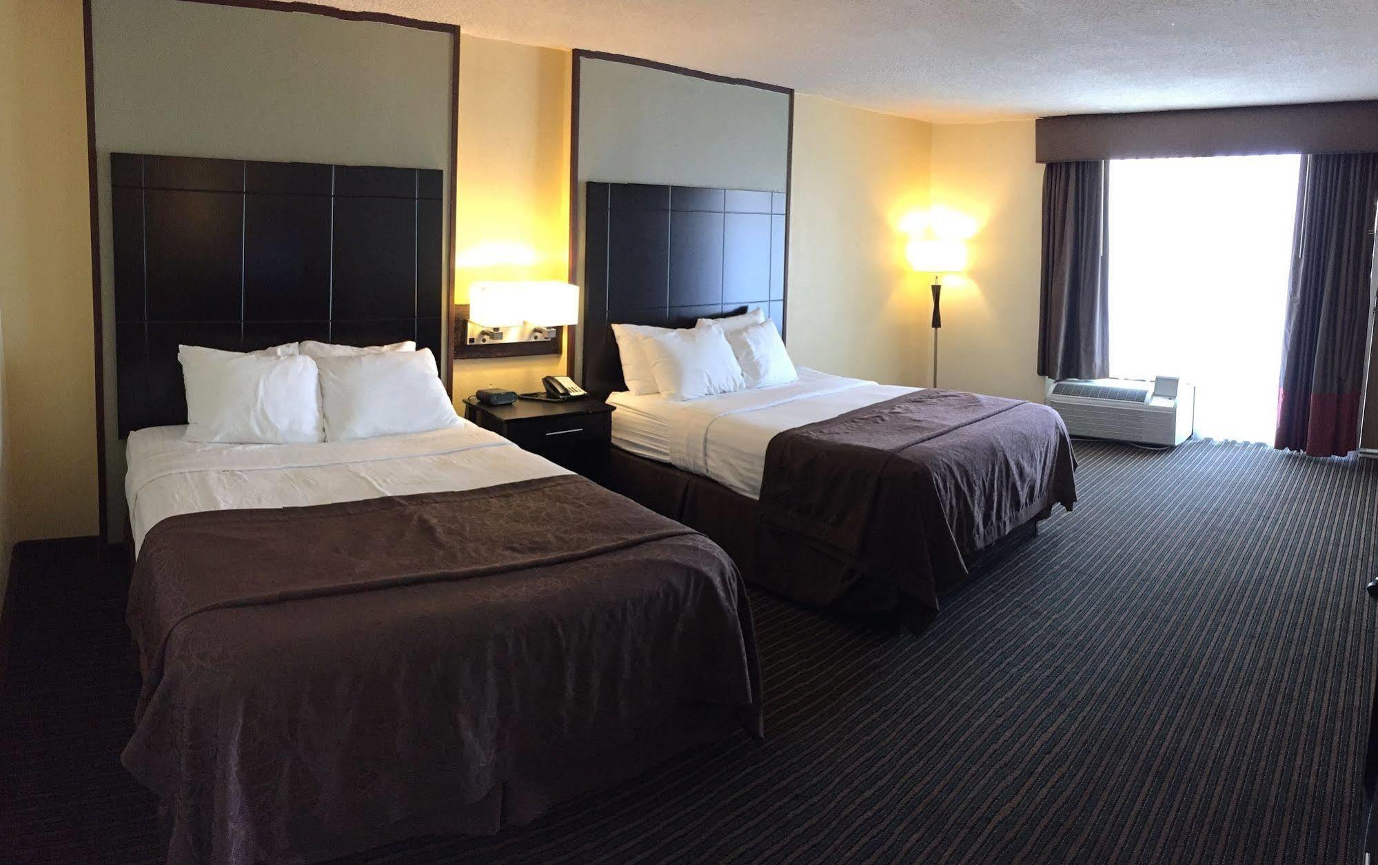 Best Western Inn Of דל ריו מראה חיצוני תמונה